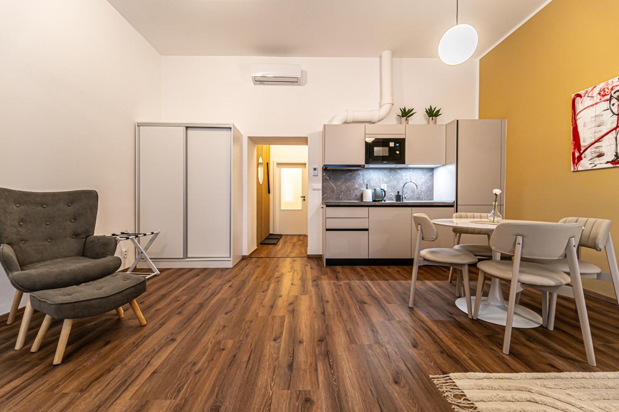 Design Apartments Luzanky Brno Esterno foto